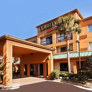 Courtyard North / I-75 Fletcher Tampa